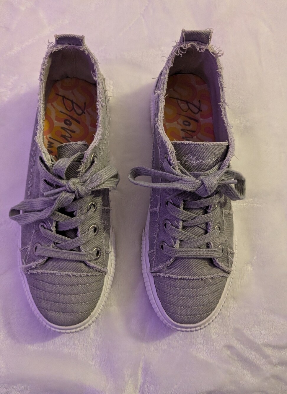 Blowfish Women's Gray Frayed Lace-Up Sneakers– Size 10